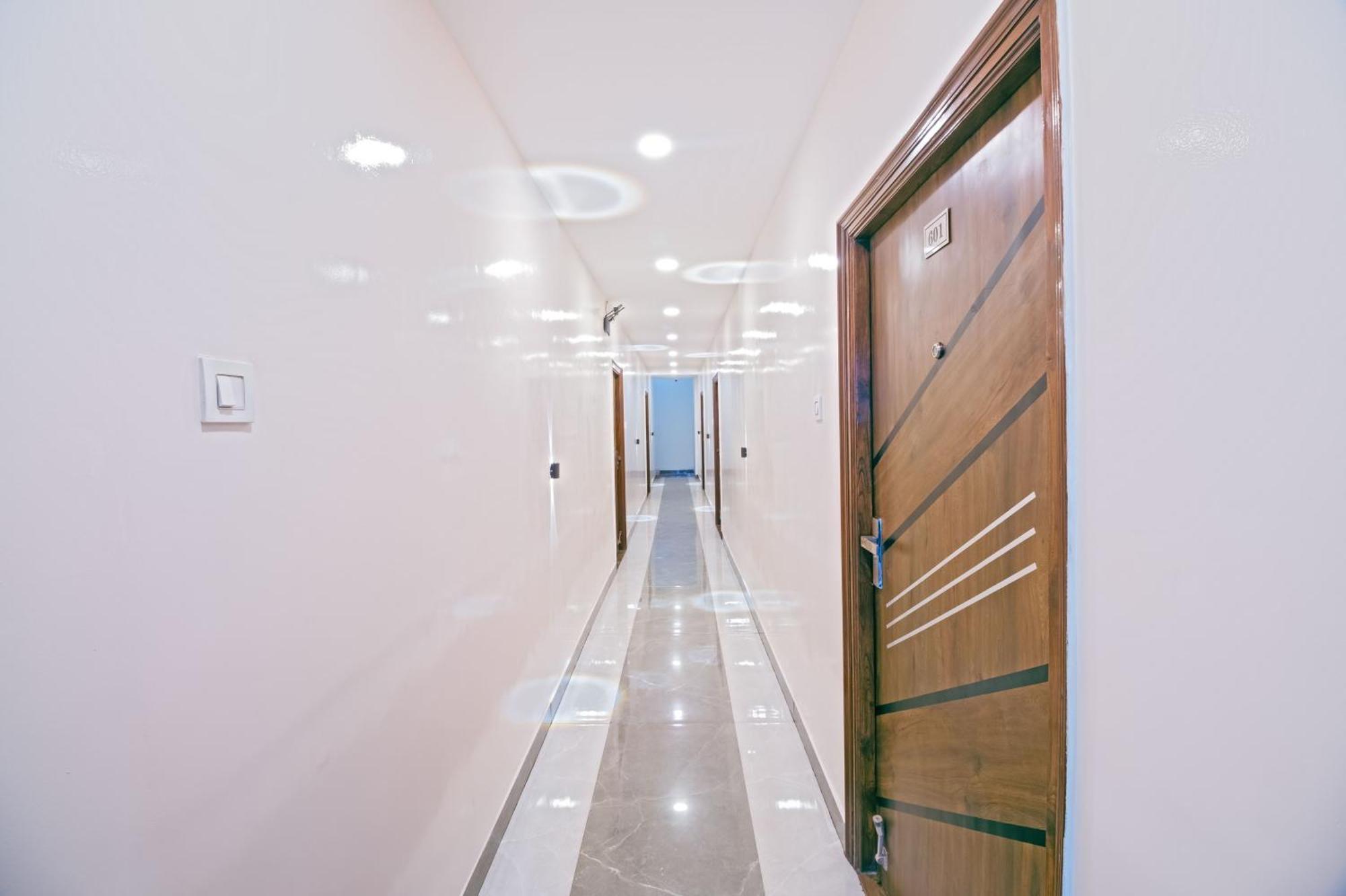Treebo The Address Inn Mehdipatnam Hyderabad Exterior photo